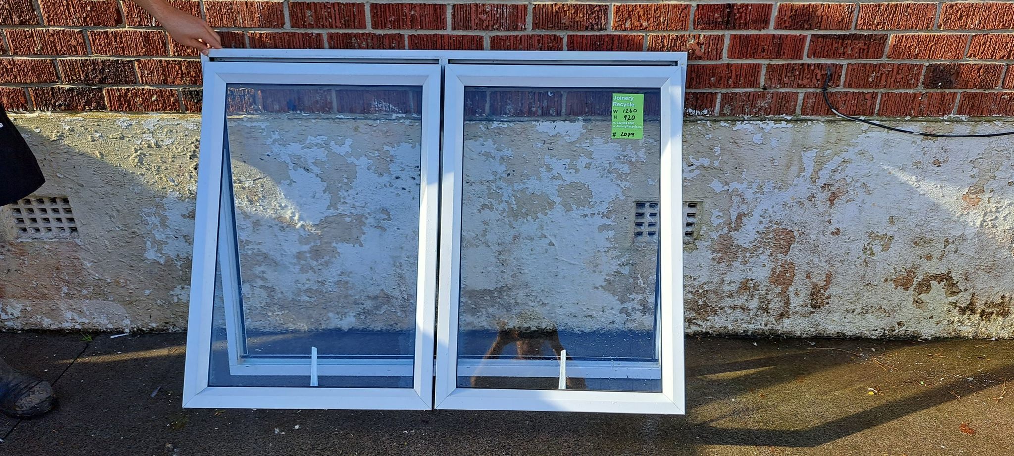 White Aluminium Window 1260 W x 920 H   [#2079] Joinery Recycle