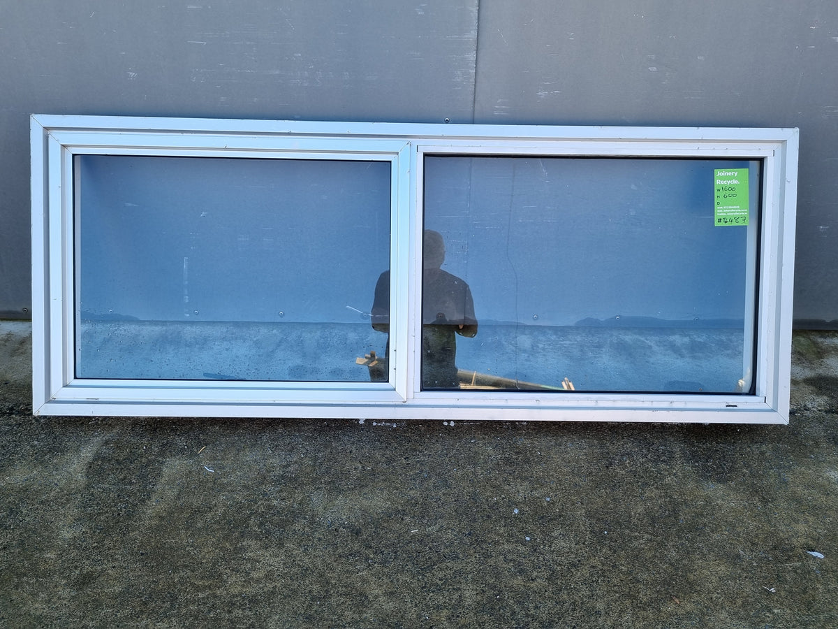 Aluminium Window Silver 1600 W  x  600 H  [#4487 SF] Joinery Recycle