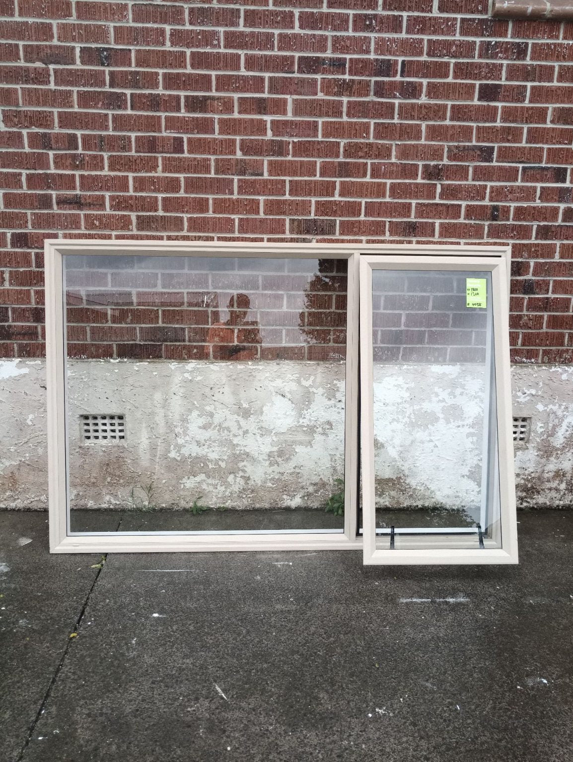 Off White / Beige Aluminum Window 1800 W x 1200 H  [#4038] Joinery Recycle